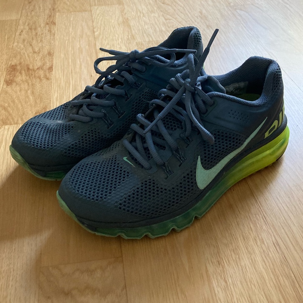 Nike Air Max Running Shoes - Size 7.5, Gray & Neon Yellow